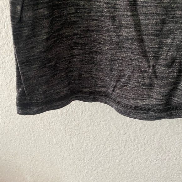 Lululemon tank top - Picture 3 of 10